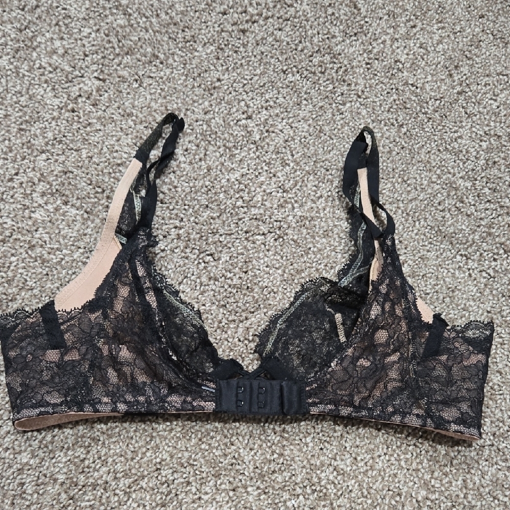 Victoria's Secret‎ Black Lace Bra Size 34B - Picture 3 of 7